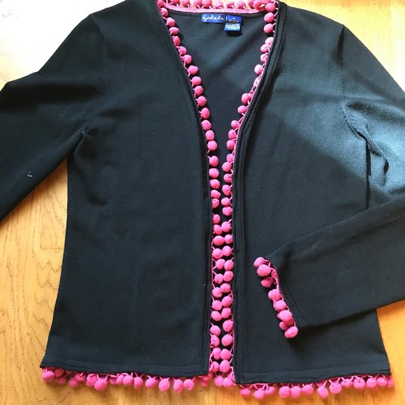 Black Sweater/Pink Pom Pom Fringe/size M/Pre Owned/ Excellent Condition - Picture 1 of 5